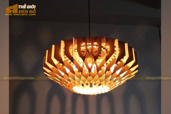 Thế Giới Đèn Gỗ - 8 mẫu đèn trang trí gỗ cho phòng ăn đẹp lung linh 1