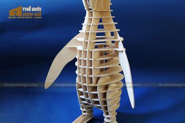 Thế giới đèn gỗ - Đèn gỗ trang trí con chim cánh cụt 2