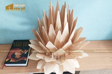 Thế Giới Đèn Gỗ - Đèn gỗ trang trí để bàn hoa quỳnh - 4
