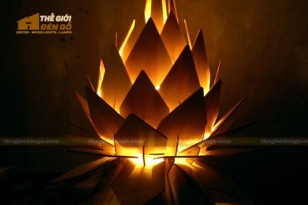Thế Giới Đèn Gỗ - Đèn gỗ trang trí để bàn hoa quỳnh - 5